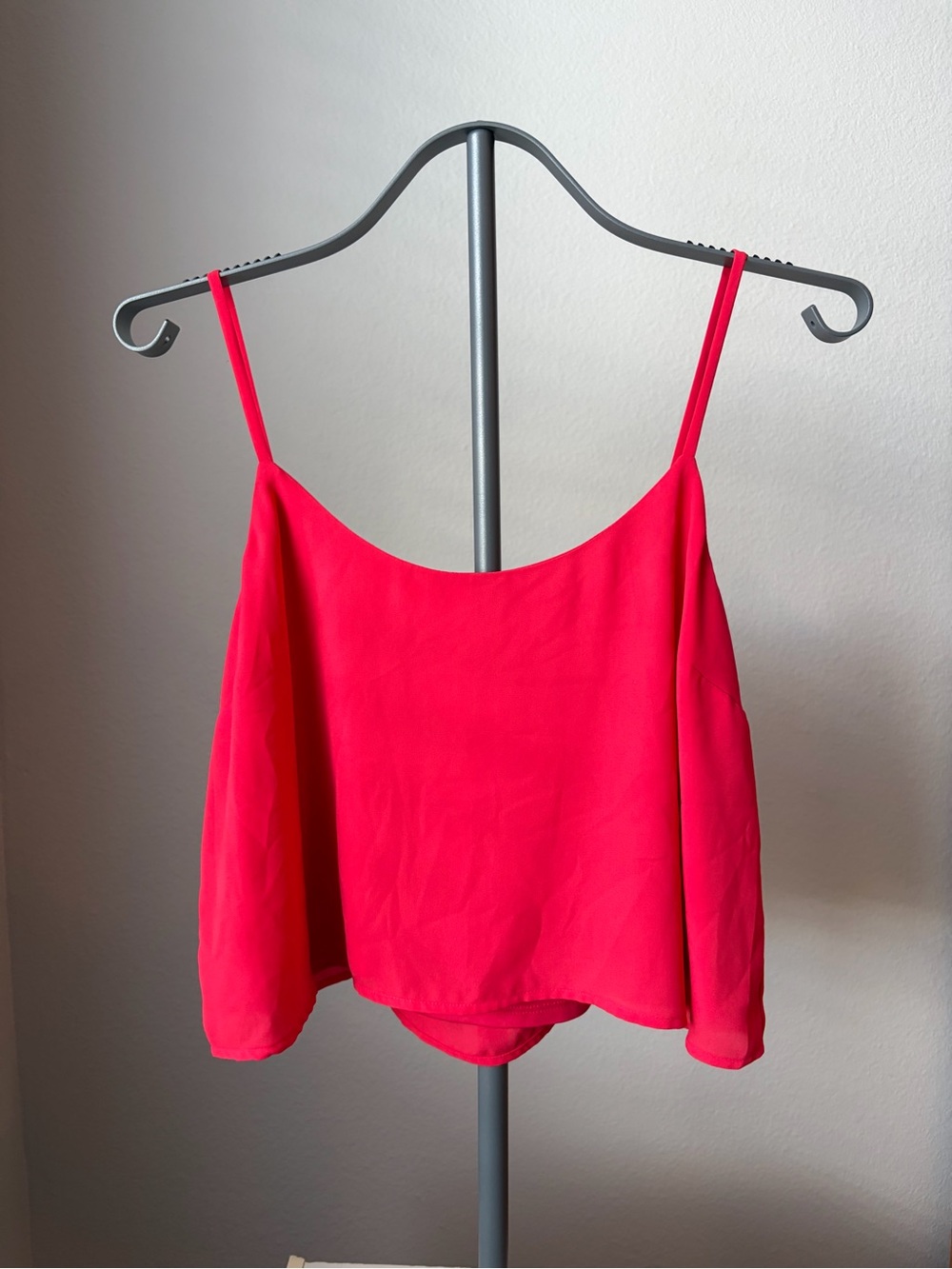 Express Red Spaghetti Strap Cropped Tank